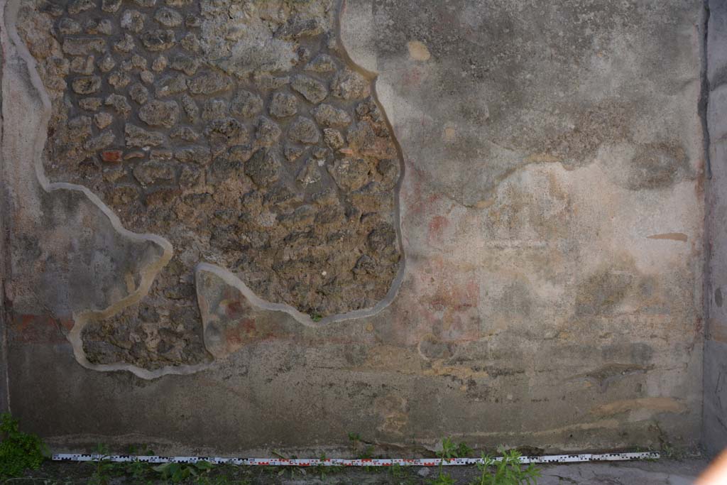 IX.5.11 Pompeii. May 2017. Room d, looking towards west wall.
Foto Christian Beck, ERC Grant 681269 DCOR.
