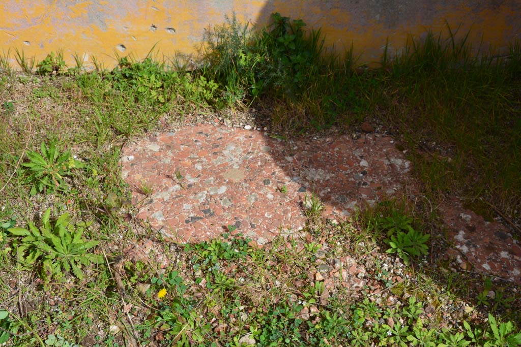 IX.5.18 Pompeii. March 2017. Room n, flooring near east wall.
Foto Christian Beck, ERC Grant 681269 DÉCOR.
