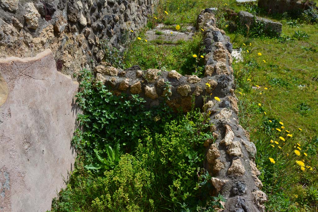 IX.5.18 Pompeii. March 2017. Room m, looking towards south wall and across into room k, stairs to upper floor.
Foto Christian Beck, ERC Grant 681269 DÉCOR.

