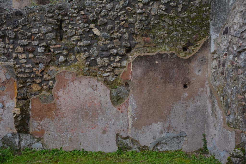 IX.5.18 Pompeii. March 2018. Room “b”, looking towards east wall (of room “i”) in south-east corner of atrium.
Foto Annette Haug, ERC Grant 681269 DÉCOR.
