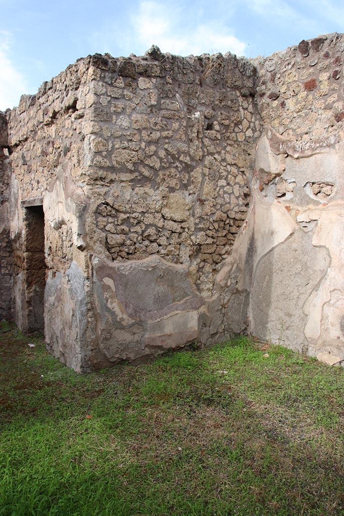 IX.7.19 Pompeii. October 2024. Ala c, looking towards west wall. Photo courtesy of Klaus Heese.