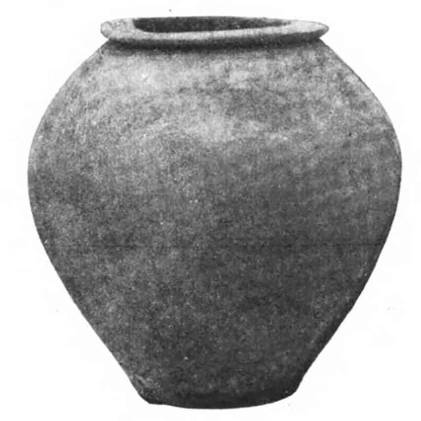 Pompeii Fondo Azzolini. Samnite Tomb III. 
Ovoidal olla [pot], rustic, of brown-yellowish colour. 
In the tomb were found four clay vases, situated to the left of the skull.
See Notizie degli Scavi di Antichità, 1911, p. 108, fig. 4.
