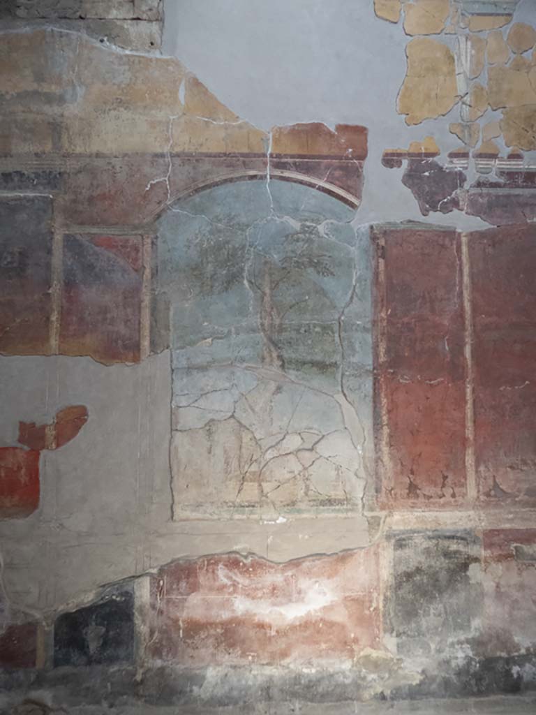 Oplontis Villa of Poppea, September 2017.  
Room 8, north wall with central painting of a sacred grove with a large tree growing around a column decorated with a yellow fillet
Foto Annette Haug, ERC Grant 681269 DÉCOR.
